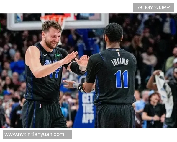 东契奇狂砍73分刷新现役得分纪录独行侠力克太阳终结11连胜 东契奇狂砍73分刷新现役得分纪录独行侠力克太阳终结11连胜